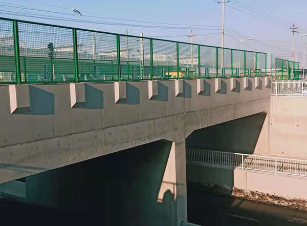坤都伦立交桥